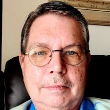 Dr. Ismael Vivanco takes the Oath of Office in preparation for assuming the  superintendency of the Mount Vernon School District, effective July 1.