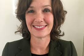 Linda Kipp's Instagram, Twitter & Facebook