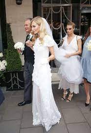 Swoon Poppy Delevingne S Chanel Wedding Gown Is Every Girl S Dream Chanel Wedding Dress Wedding Dresses Wedding Dress Couture