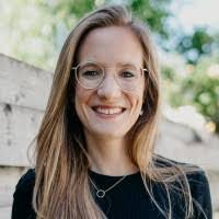 Barbara Messmer's Instagram, Twitter & Facebook