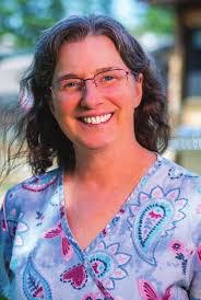 Emerald Perry's Instagram, Twitter & Facebook