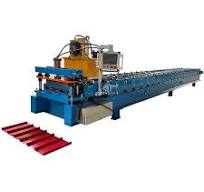 Machine de façonnage de tôles d'acier pour former des ...