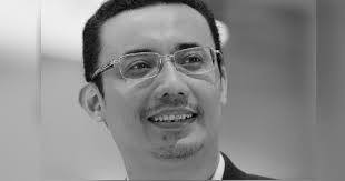 Nazrin hassan and his wife. Nazrin Hassan And Family Exploding Mobile Phone Blamed For Death Of Cradle Fund Ceo Investigators Suspected Foul Play After Traces Of Petrol Were Found At The Scene Zlizetasan