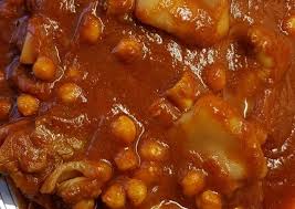 Las chuletas de cerdo son una porción excelente para disfrutar en una cena, tienen un sabor riquísimo y su elaboración es muy sencilla. Manitas De Cerdo Con Garbanzos En Olla Express Receta De Victor Liminana Orobitg Cookpad