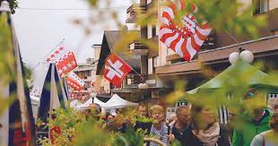 Although the founding of the swiss confederacy was first celebrated on this date in 1891 and annually since 1899, it has only been an official holiday since 1994. Fete Nationale Suisse 2021 Que Faire Le 1er Aout En Suisse Romande Actualites