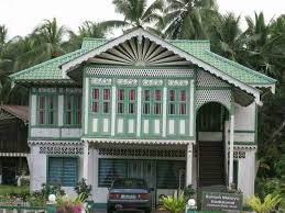 Rumah tradisional ukiran kayu merupakan salah satu lokasi lawatan homestay jkkk yang baru diwujudkan pada tahun 2012. Rumah Perak House On Stilts House Styles Traditional House