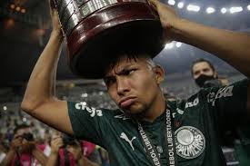 Palmeiras vs santos donde pelearon por su boleto de conmebol en el mundial de clubes. Palmeiras Vence O Santos Com Gol Nos Acrescimos E E Campeao Da Libertadores Gazeta Esportiva