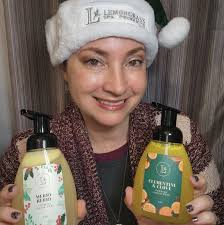 Our Calm Balm is a convenient on-the-go stick to glide smoothly onto skin  leaving it soft and nourished. It's infused with magnesium and helps  condition skin while creating a peaceful sensory experience