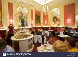 Cafe Sacher Wien Del Hotel Sacher Viena Austria Foto Imagen De Vienna Austria Hotel Austria
