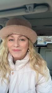 Reel by The Splendid Life Studio-Kimberly Conrad-Art-Purpose-Power  (@thesplendidlifestudio) · March 29, 2024