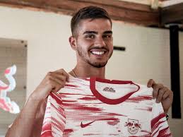 — rb leipzig english (@rbleipzig_en) april 29, 2021. Andre Silva Signs For Rb Leipzig From Eintracht Frankfurt Football News Times Of India