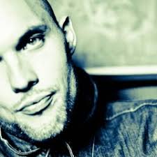 Stream Reach (Featuring Graziella) by Skrein