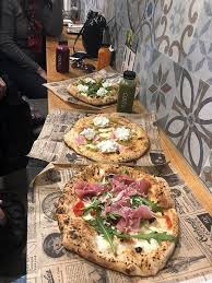 Pizzeria Da Nanni Barcelona Barrio Gotico Barri Gotic Restaurant Reviews Phone Number Aesthetic Food Food Pretty Food