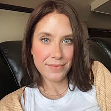 Throughout the 1960s and '70s, countless hippies left the "normal" world  behind and went back to nature. Sprouting up across America, they moved to  communes where they worked the land, used outhouses,