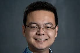 Jini Kim's Instagram, Twitter & Facebook