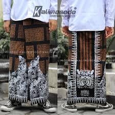 Vậy một newbie thì tốt nhất nên lựa chọn khóa học shopee nào phù hợp. Sarung Santri Millennial Sarung Batim Exclusive Kalimosodo Elrumi Mahda Pekalongan Shopee Philippines