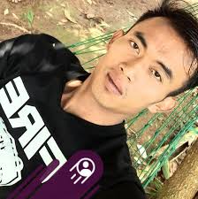 Kaget dikasih surprise begini sama suami! Malu tapi happy. ☺️🤭 Tapi emg  suami ga pernah salah pilih. Ternyata memang Durex Naughty Chocolate dengan  rasa + aroma coklatnya dan Durex Play Strawberry Lubricant