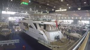 Boot 2018 Dusseldorf Messe Luxusyachten Majestat 100 Luxury Super Ya Dusseldorf Luxus Yacht Rheine