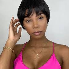 Todo mundo já pintou o cabelo em...