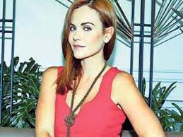 Help us build our profile of roberto romano! La Razon Por La Que A Laura Carmine La Corta Su Novio