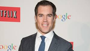 The nbc news white house correspondent and coanchor of weekend today, 43, appears on today, nbc nightly news with lester holt, and msnbc. Who Is Peter Alexander 5 Things To Know About White House Reporter Hollywood Life