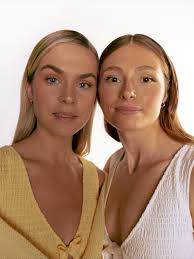 Meet the Face of GLOSSY: Juliette Perkins