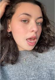 my a/c was a paid actor #arianagrande #bloodline #slay