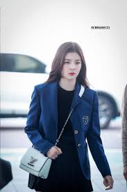 View latest posts and stories by @lia.itzy itzy lia (있지 리아) ❤ midzy in instagram. ã…¤ã…¤ã…¤ã…¤ Upchar Lia Itzy 190930 Icn Kpop Profiles Makestar