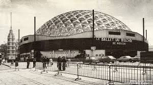 As Tu Deja Oublie 50s 60s 70s Architecture Architecture Futuriste Architecture Des Annees 50 Architecte