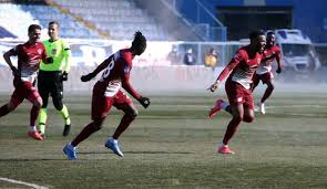 Hava muhalefeti nedeniyle zaman zaman. Hatayspor Erzurum Da Sov Yapti Tum Spor Haber