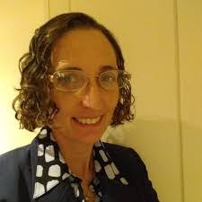 Halle Smith's Instagram, Twitter & Facebook