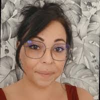 Laura Gobin's Instagram, Twitter & Facebook