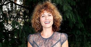 French actress joséphine jobert, who plays feisty police officer florence cassell on death in paradise, entertained twitter followers with live posts during last night's episode. Marlene Jobert Apercu De Ses Relations Avec Ses Nieces