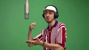 Roméo elvis pourrait finalement collaborer avec lacoste: Lacoste Polo Worn By Romeo Elvis In His Clip 300 Henri Colors Show Version Spotern