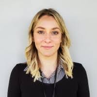 Leanna Stewart's Instagram, Twitter & Facebook