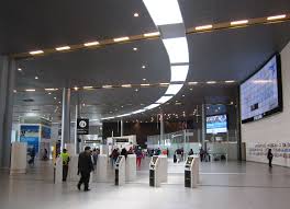 El Dorado International Airport Wikipedia Cuentan con 14 unidades con capacidad de 46 y 51 para llegar a tiempo al aeropuerto de quito en tababela es recomendable salir con 4 horas de anticipacion para vuelos internacionales y con 2. wikipedia
