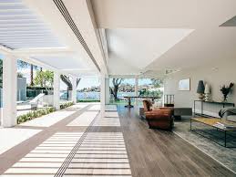 Modern hamptons decorating is all about texture. Hampton Style Homes 5 Great Examples Of Hampton Style Home Interiors Exterior Facades Architecture Design