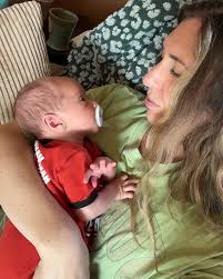 Hannah Beth (@hansdeeb) • Instagram photos and videos