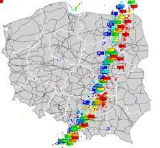 Formowanie się burz oraz kierunek ich przemieszczania można śledzić tu: Mapy Burzowe Ostrzezenia Pogodowe