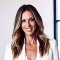 Lori Catania's Instagram, Twitter & Facebook