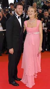 Herzigova und marsiaj haben bereits zwei gemeinsame kinder, den fünfjährigen sohn george und philipe, der jetzt knapp zwei jahre alt ist. Bildergalerie Filmfestspiele In Cannes Die Tiefere Weisheit Des Hagels Bild 23 Von 30 Faz