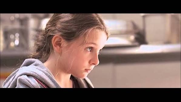 No Reservations (2007) Scene: Zoe finally eats.