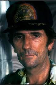 Dull actors. Who has made a living portraying the dull man in movies? My  vote goes to Harry Dean Stanton who, in a horror thriller, wants nothing  more that to say "right",