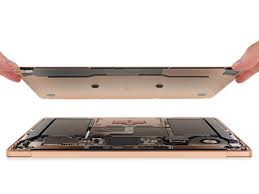 But with other laptop manufacturers innovating in this space, is the new air doing. Apple Macbook Air Im Ifixit Teardown Einfacherer Akkutausch Ssd Verlotet Notebookcheck Com News