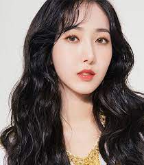 Hwang eunbi (황은비), more known by the mononym sinb (신비), is a south korean singer. 190216 Sinb Gfriend Japan Site New Profile Photo Belleza Asiatica Grupo De Chicas Chicas