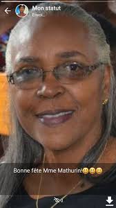 Jodia a fè manmi Ginette P. Mathurin 30 lane !* *Otè : Daniel Jean* Yon  machann ka p vann lespri depi plis ke 60 lane sou plas St-Anne, aprè ka l  dòmi