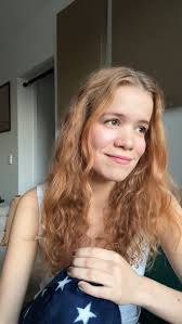 envia pro teu amor 🧡, Dia Branco