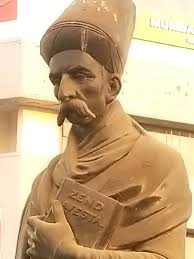 Khada Parsi Statue - Historical ...