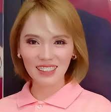 ItsGoTymeToGive to those who matter most to you this Christmas. ​ With 20  FREE InstaPay transfers every month, you can gift your aguinaldo and send  love conveniently. ​🎁 That's #BankingMadeBeautiful during the