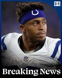 BREAKING: Jonathan Taylor has requested a trade from the Colts, per  @rapsheet